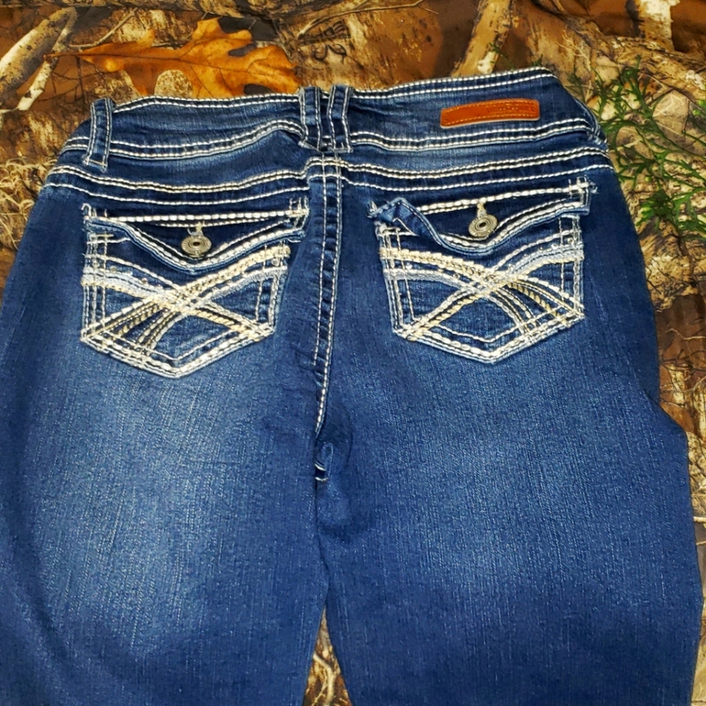 Wallflower jeans